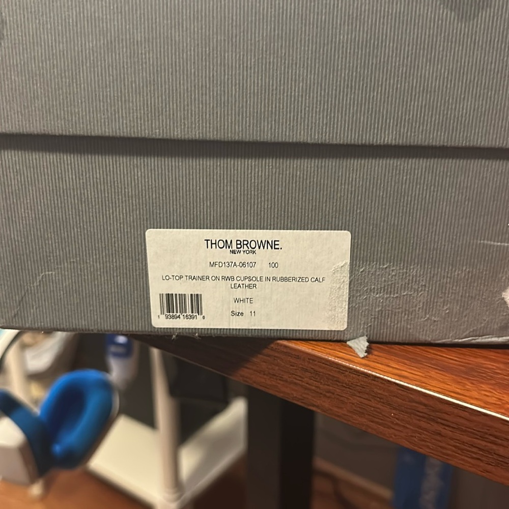 Thom Browne - LO-TOP TRAINER (White)